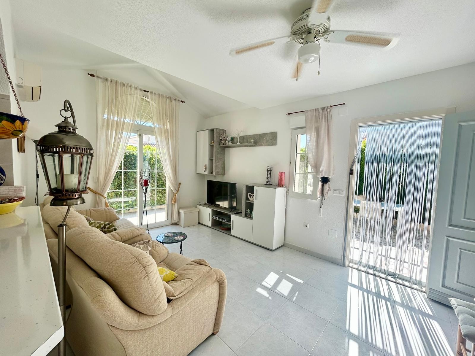Property for sale - Bungalow for sale - Torrevieja - La Torreta