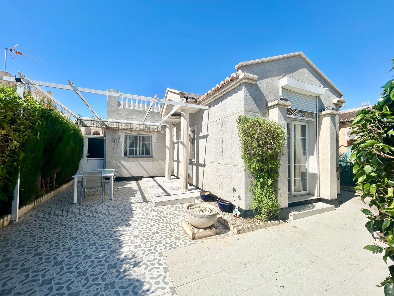 Property for sale - Bungalow for sale - Torrevieja - La Torreta