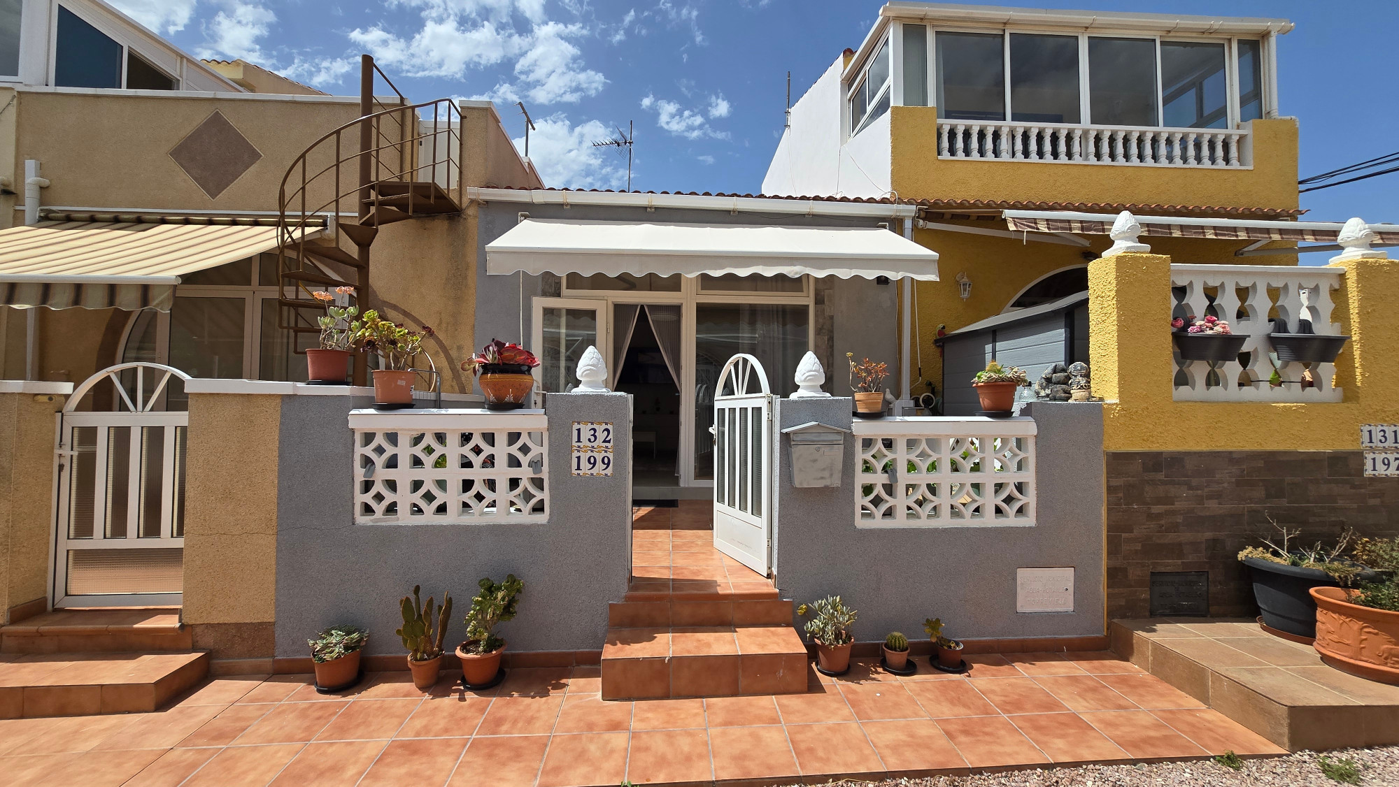 Property for sale - Bungalow for sale - Torrevieja - La Siesta