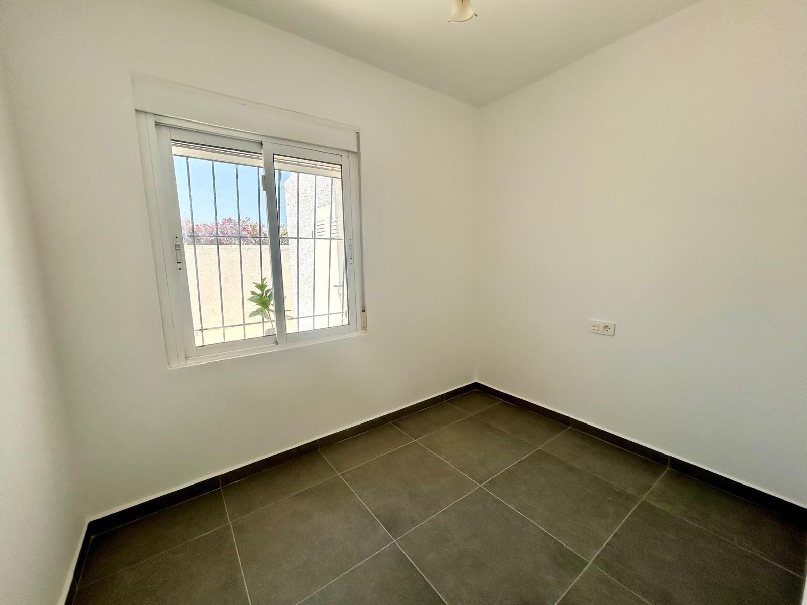 Property for sale - Bungalow for sale - Torrevieja - El Limonar