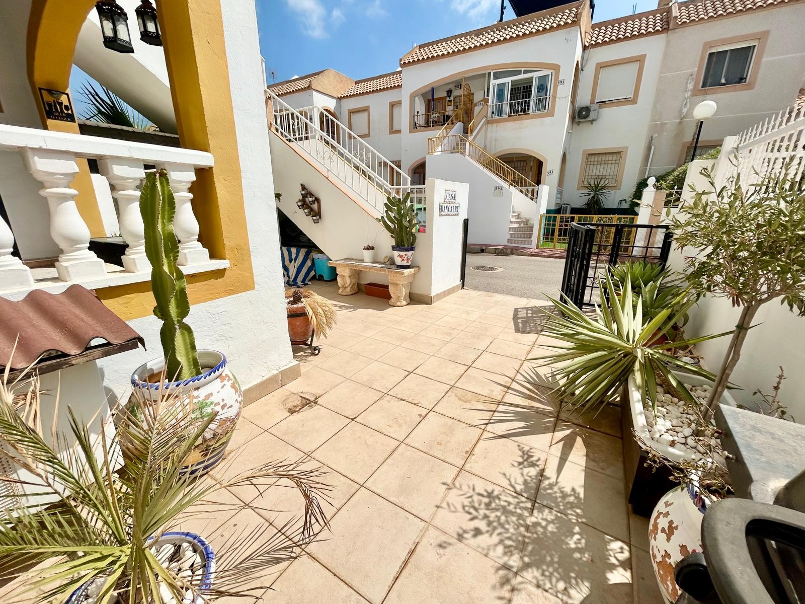 Property for sale - Bungalow for sale - Torrevieja - Altos del Limonar
