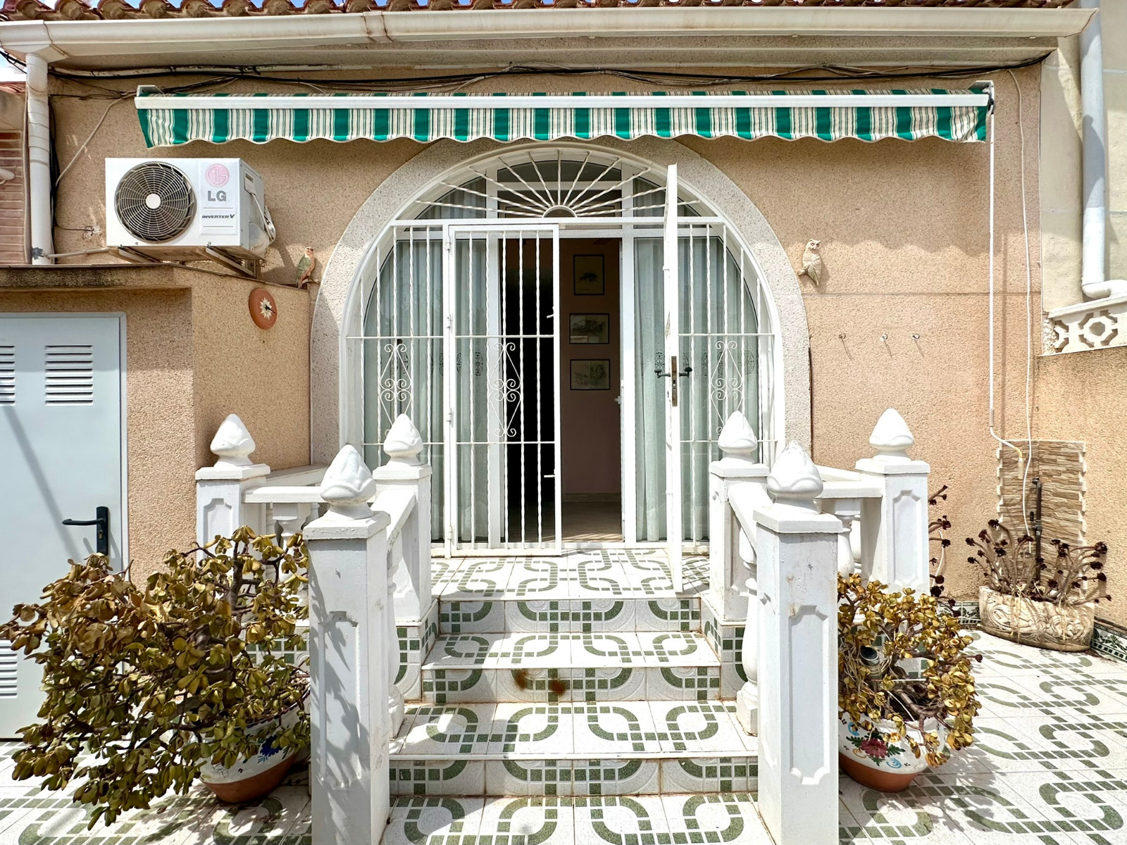 Property for sale - Bungalow for sale - Torrevieja - San Luis