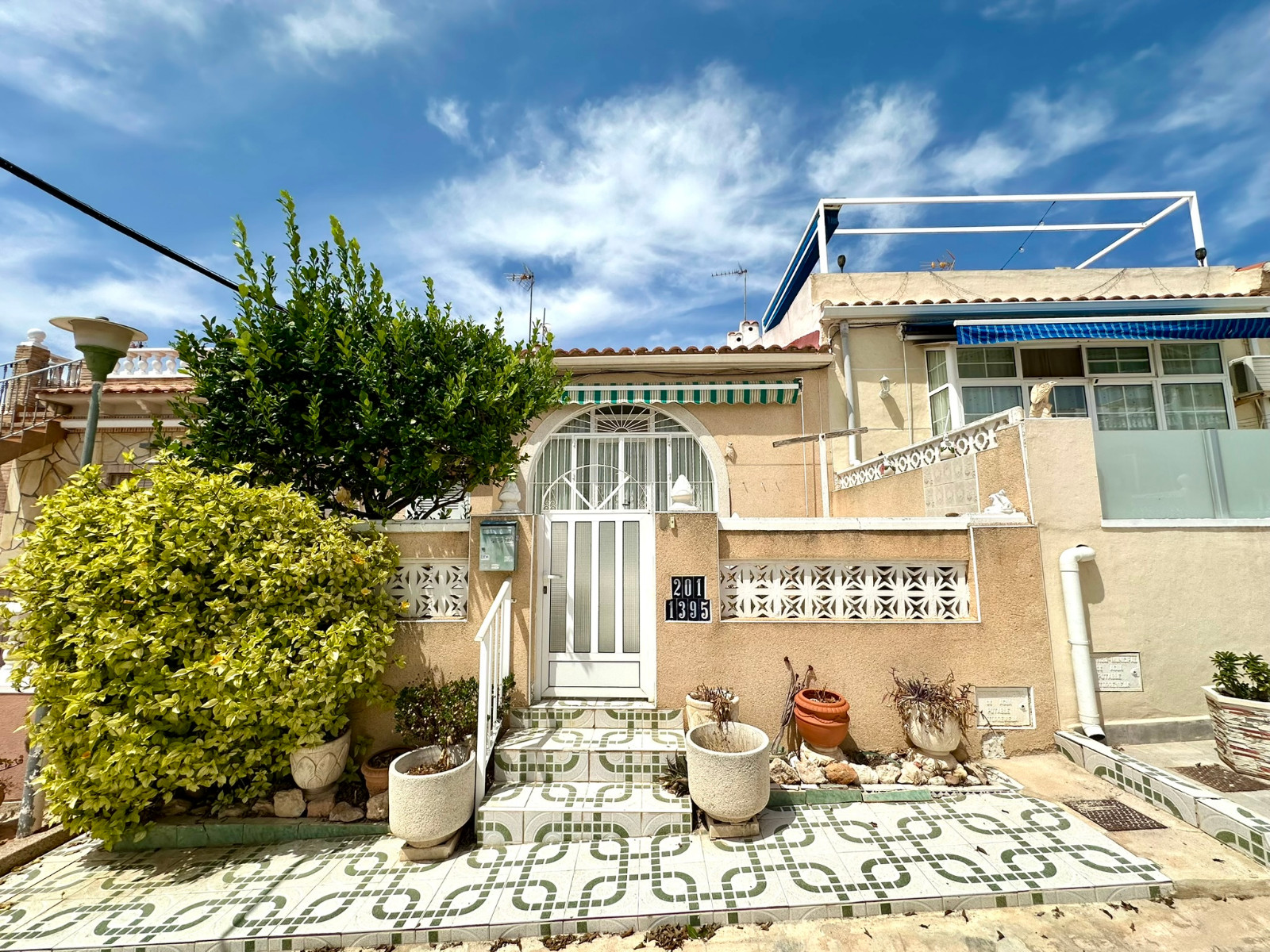 Property for sale - Bungalow for sale - Torrevieja - San Luis