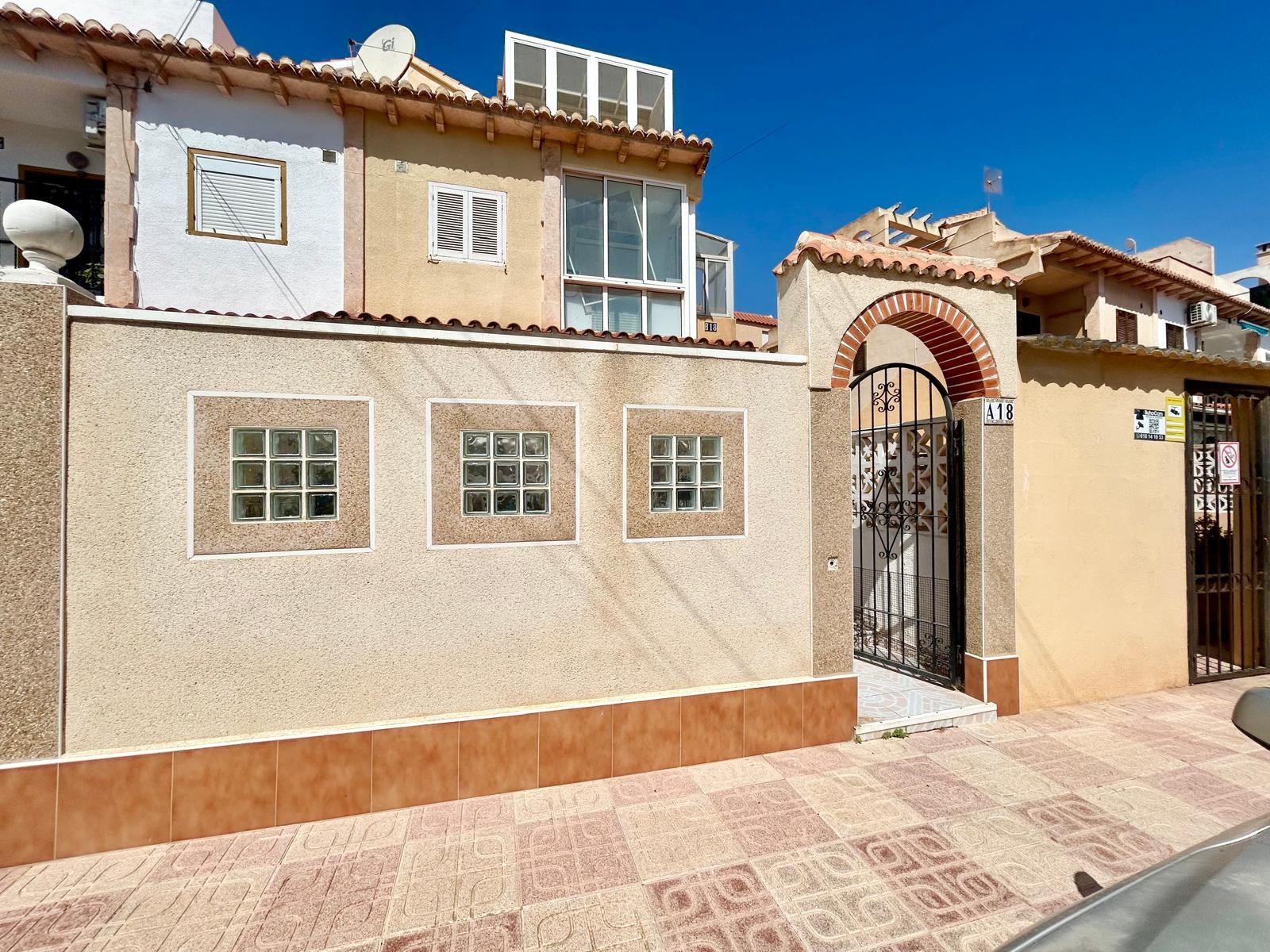 Property for sale - Bungalow for sale - Torrevieja - El Chaparral