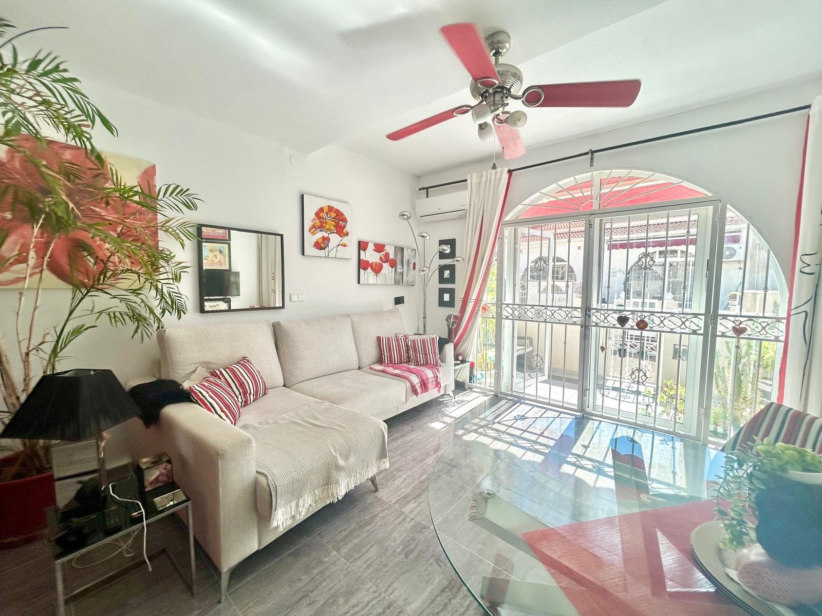 Property for sale - Townhouse for sale - Torrevieja - La Siesta