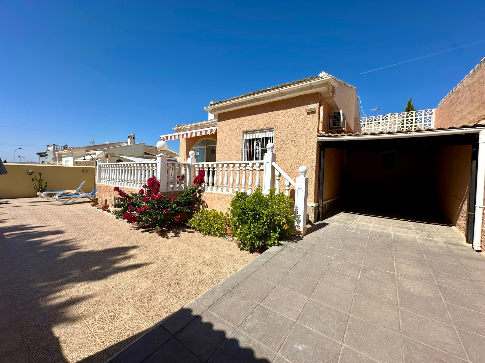 Propiedad en venta - Villa en venta - Torrevieja - San Luis
