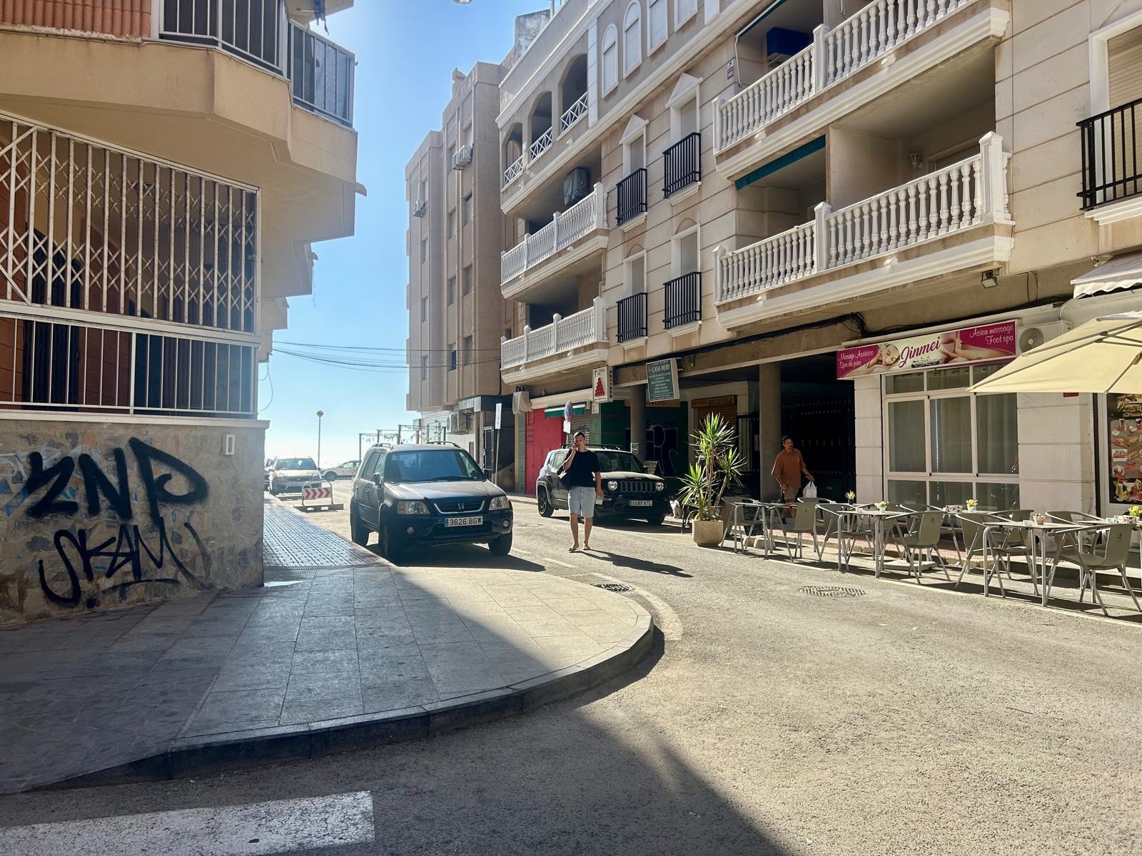 Property for sale - Traspasso - Torrevieja - Playa De Los Locos