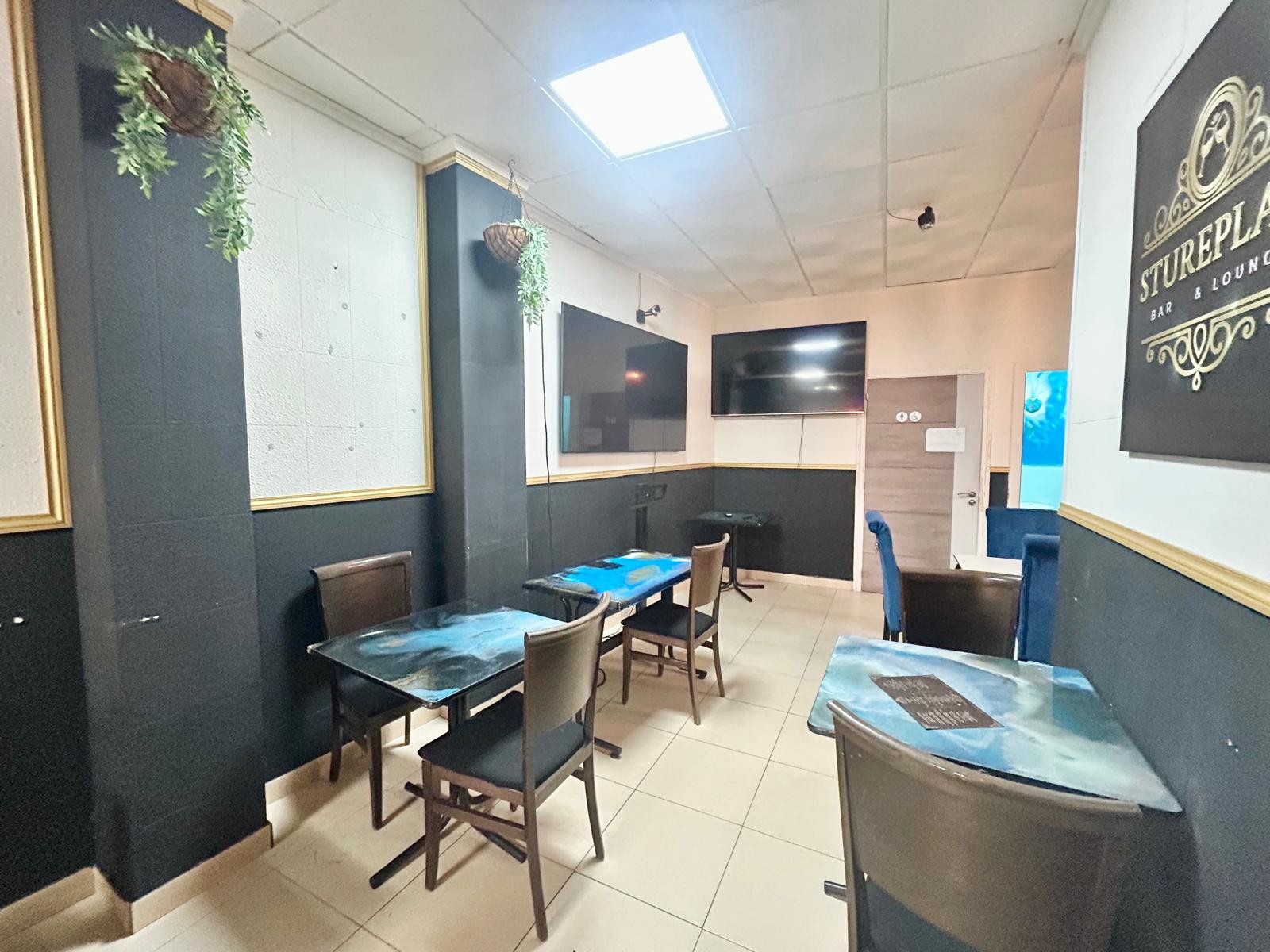 Property for sale - Traspasso - Torrevieja - Playa De Los Locos