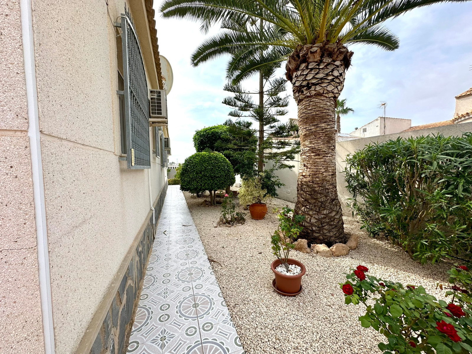 Property for sale - Villa for sale - Torrevieja - El Chaparral