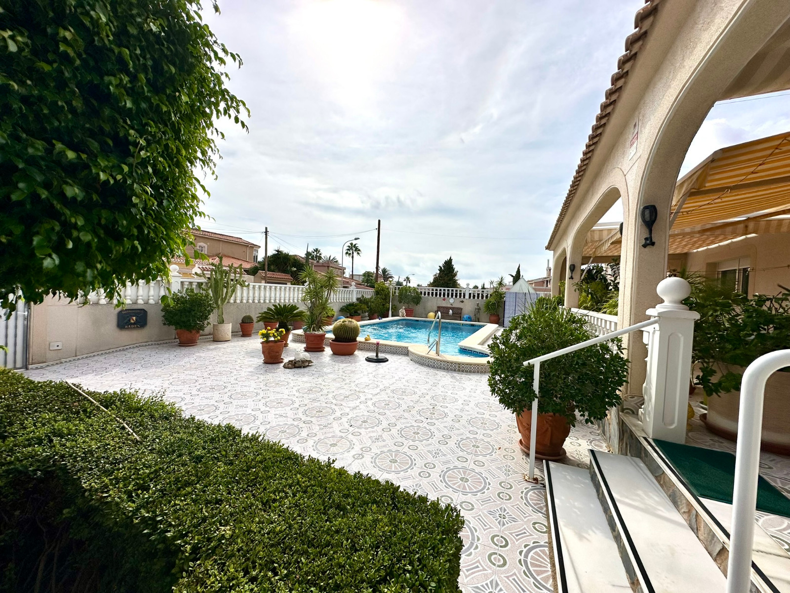 Property for sale - Villa for sale - Torrevieja - El Chaparral