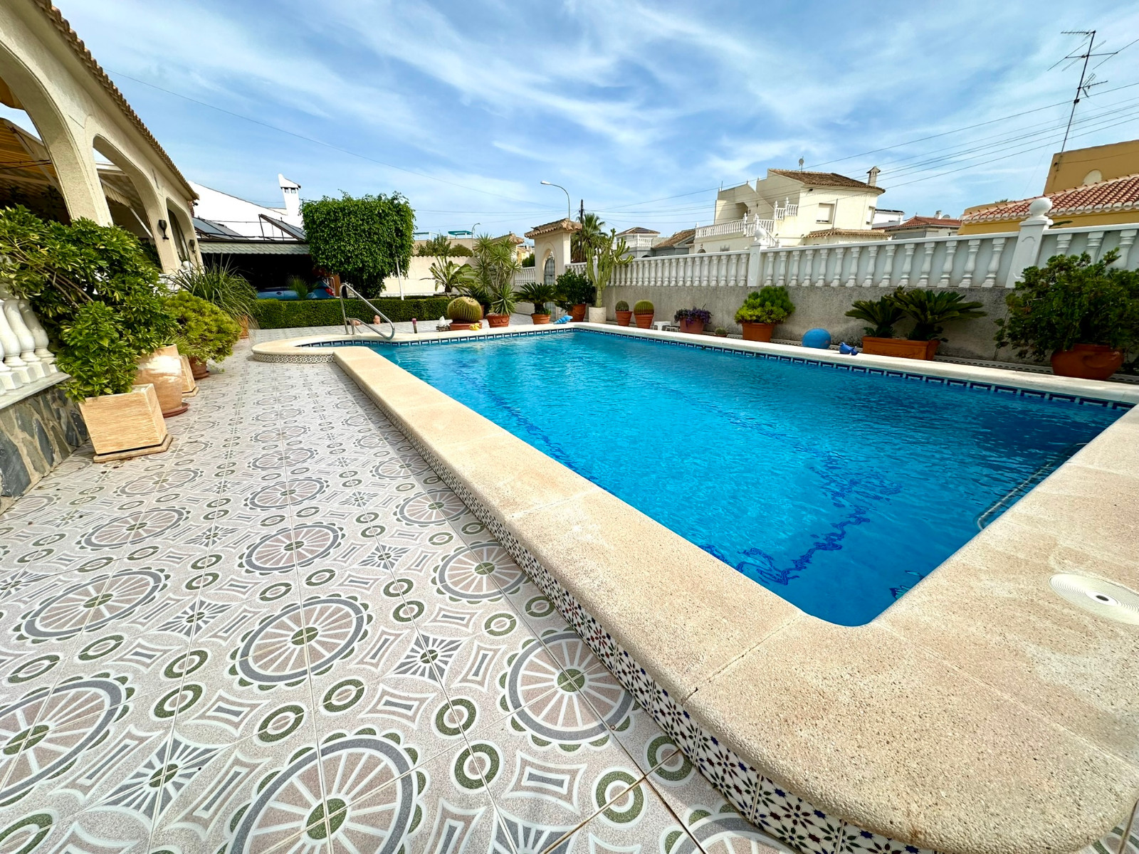 Property for sale - Villa for sale - Torrevieja - El Chaparral