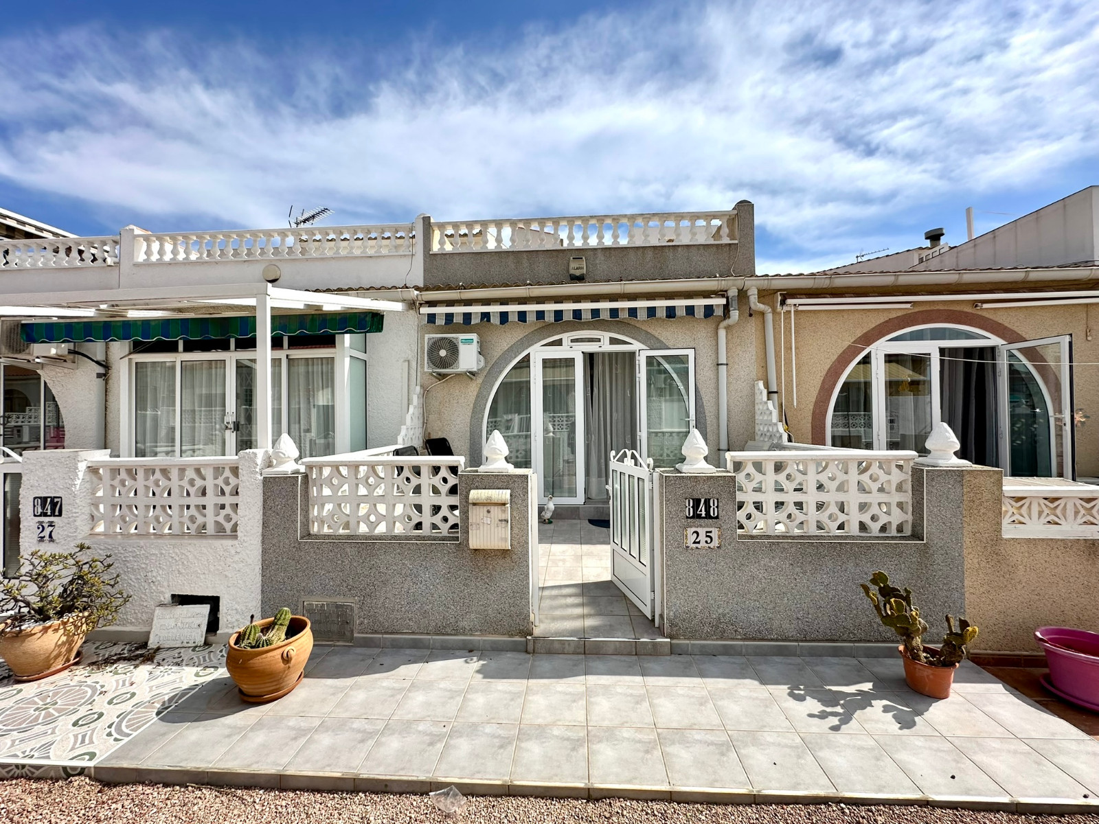 Property for sale - Bungalow for sale - Torrevieja - La Siesta