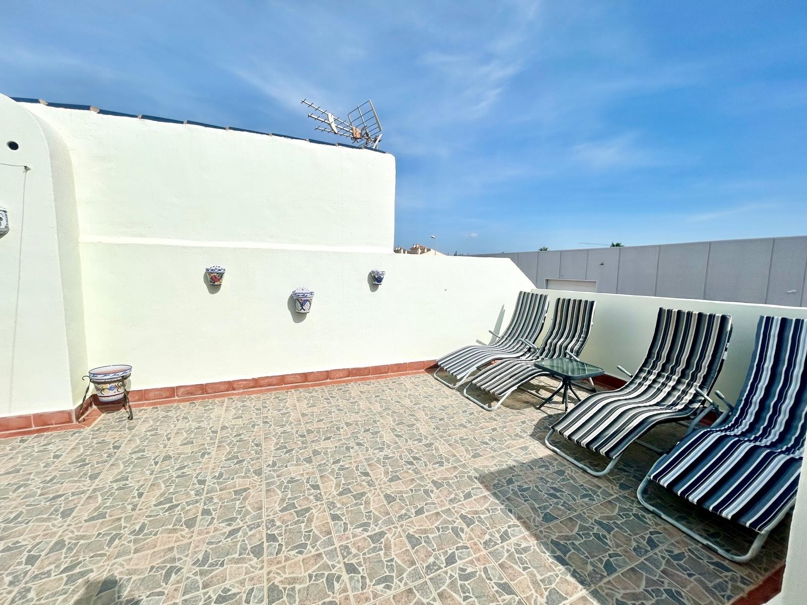 Property for sale - Bungalow for sale - Torrevieja - Altos del Limonar