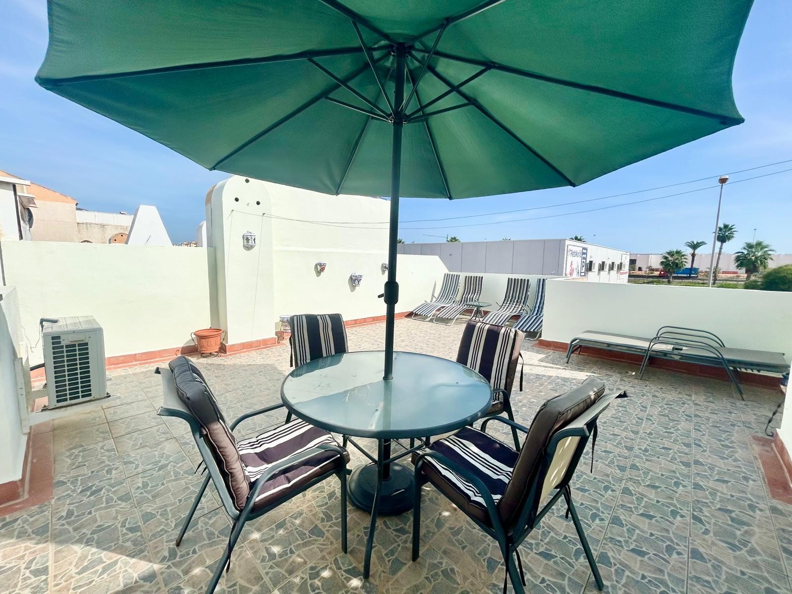 Property for sale - Bungalow for sale - Torrevieja - Altos del Limonar