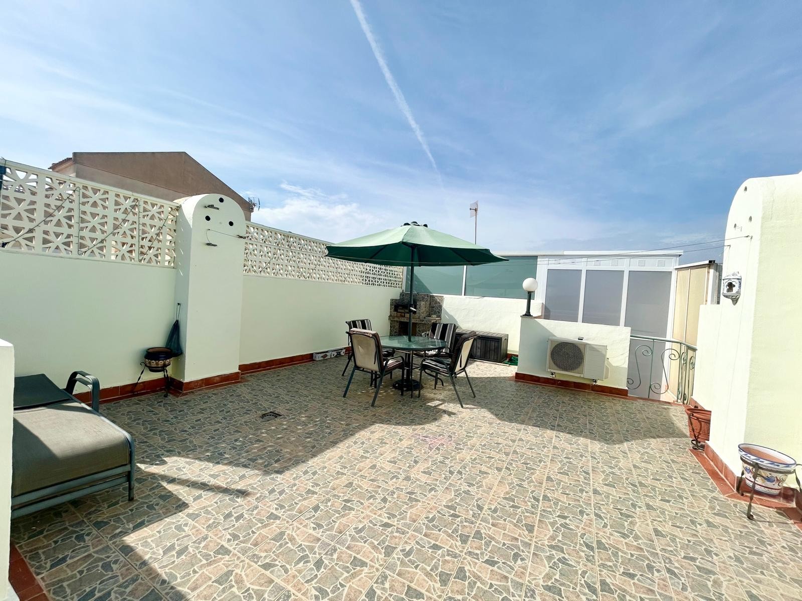 Property for sale - Bungalow for sale - Torrevieja - Altos del Limonar
