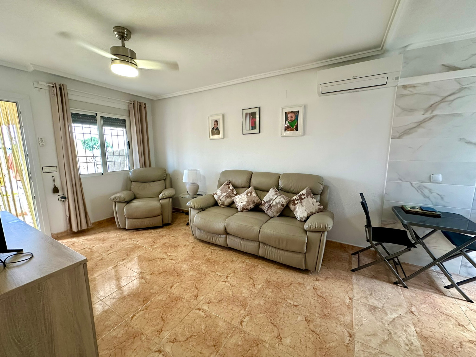 Property for sale - Bungalow for sale - Torrevieja - Altos del Limonar