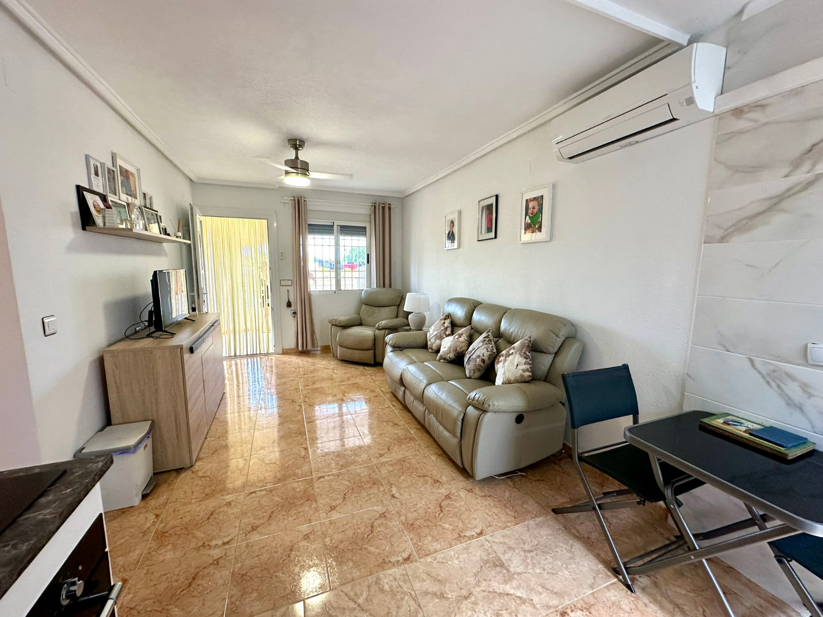 Property for sale - Bungalow for sale - Torrevieja - Altos del Limonar
