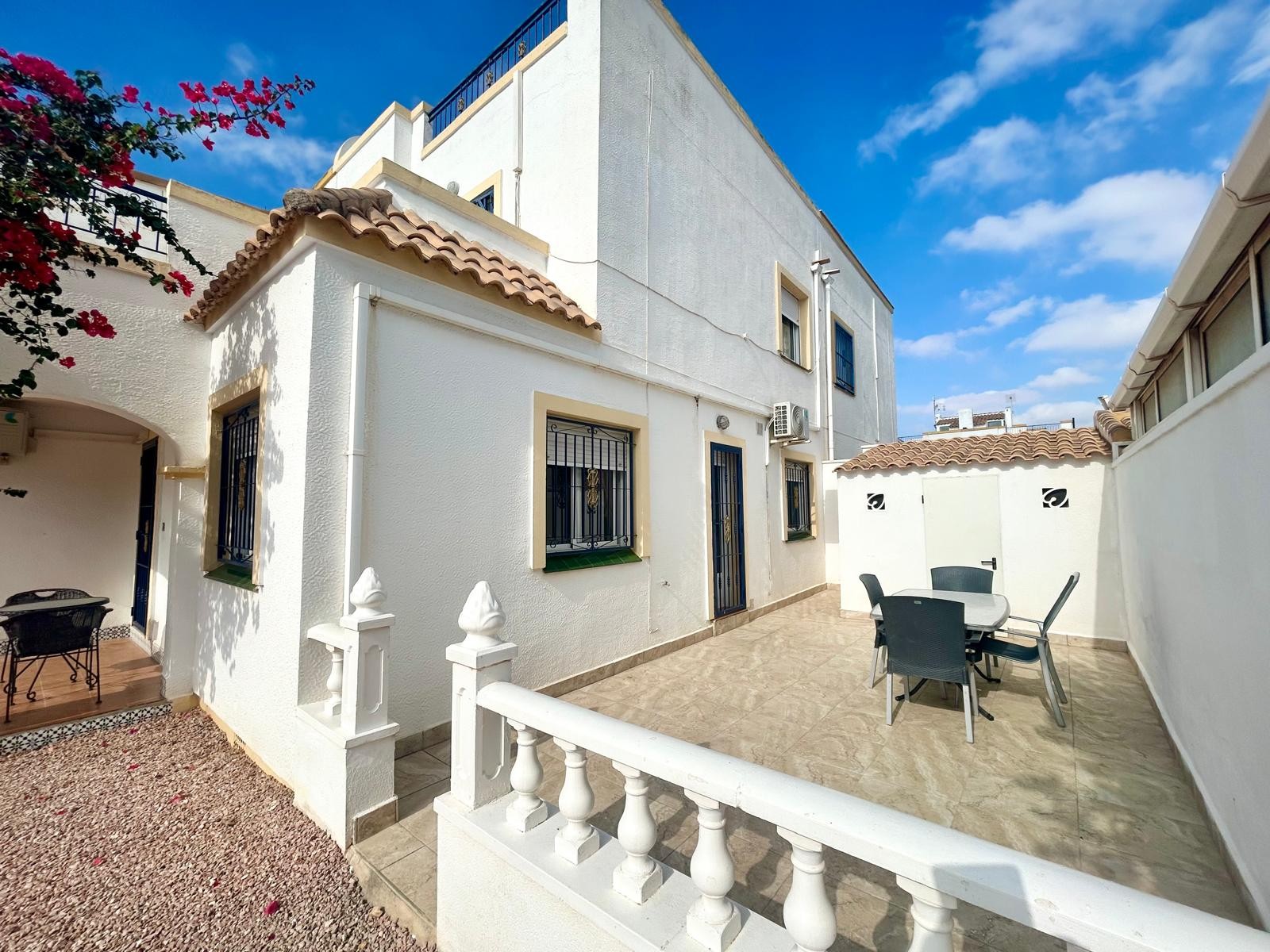 Property for sale - Townhouse for sale - Torrevieja - Jardin del Mar