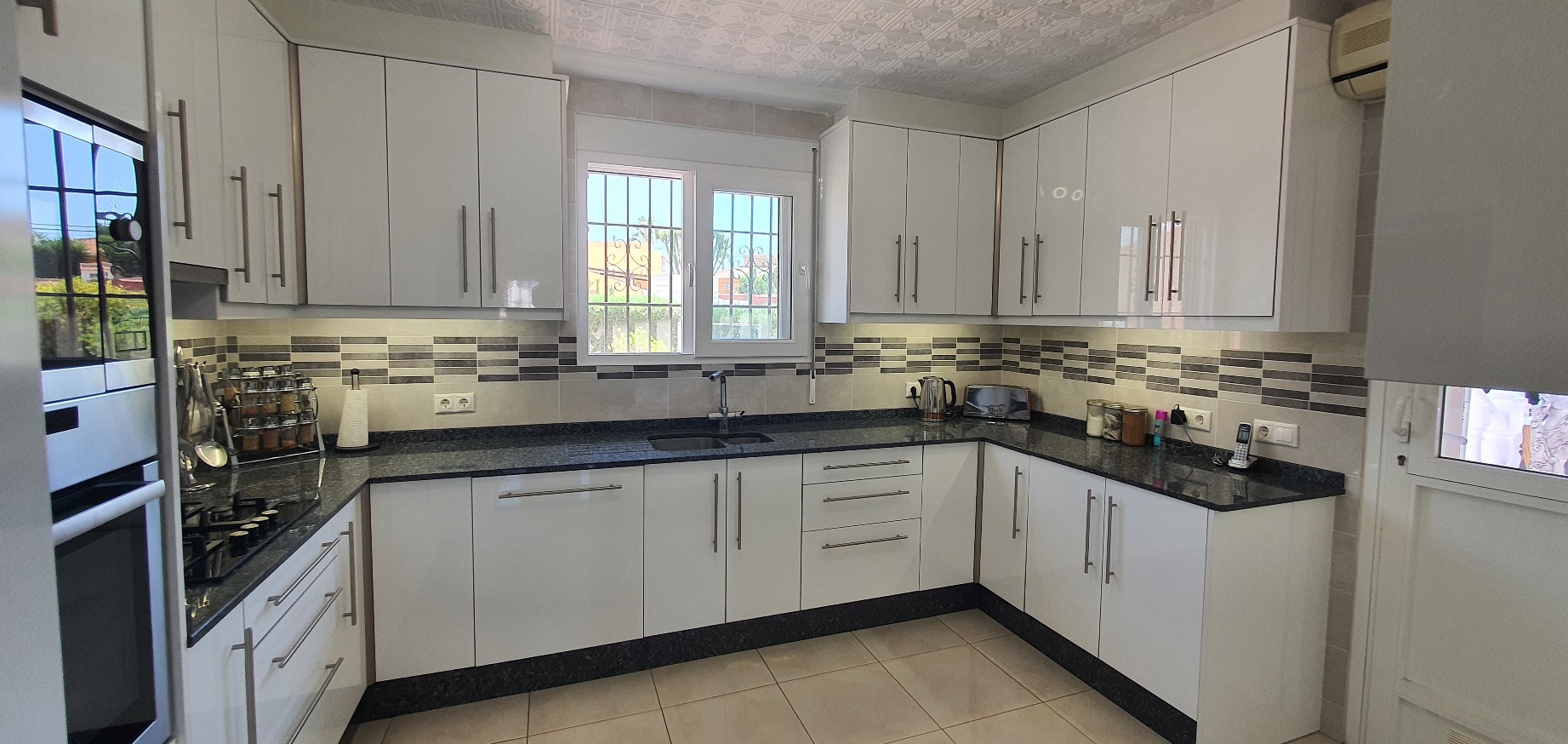 Eigendom verkocht - Villa te koop - Torrevieja - El Chaparral