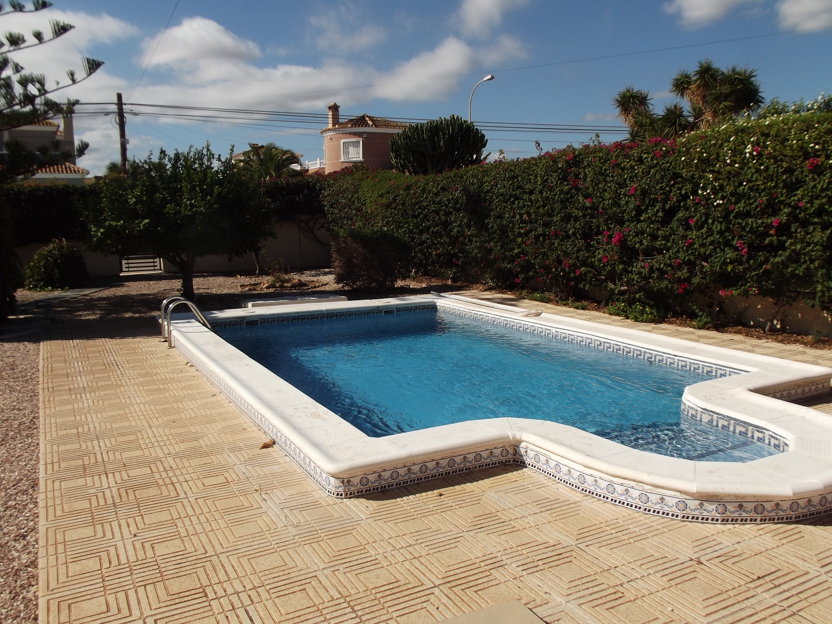 Eigendom verkocht - Villa te koop - Torrevieja - San Luis