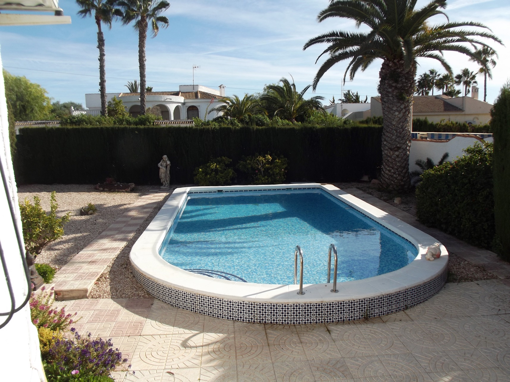 Eigendom verkocht - Villa te koop - Torrevieja - San Luis