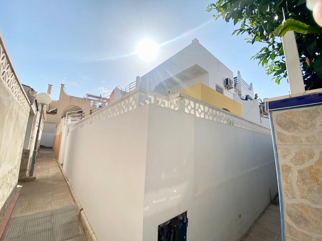 Eigendom verkocht - Rijtjeshuis te koop - Torrevieja - Jardin del Mar