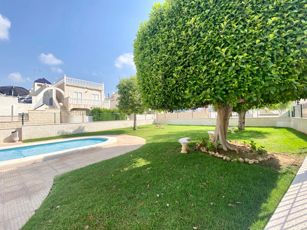 Eigendom verkocht - Rijtjeshuis te koop - Torrevieja - Jardin del Mar