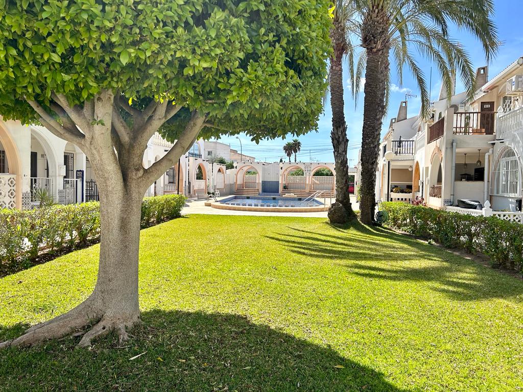 Eigendom verkocht - Rijtjeshuis te koop - Torrevieja - El Chaparral