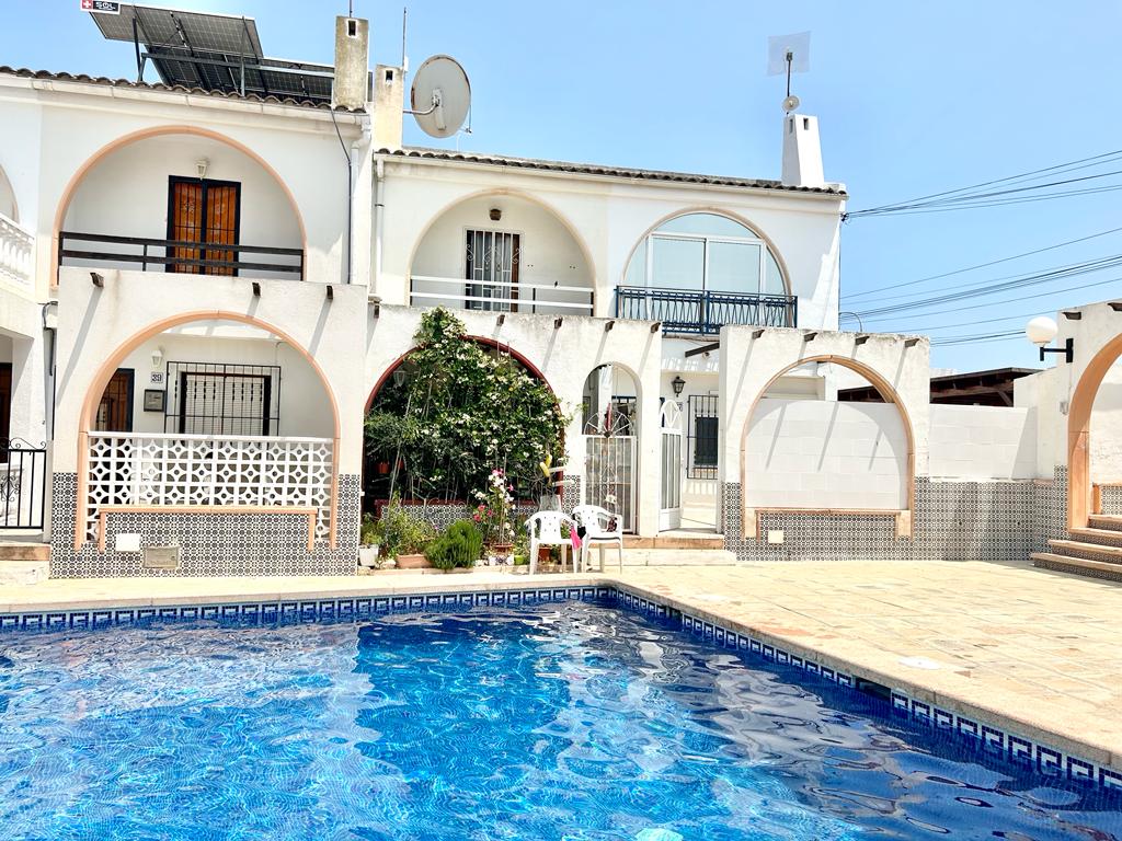 Eigendom verkocht - Rijtjeshuis te koop - Torrevieja - El Chaparral