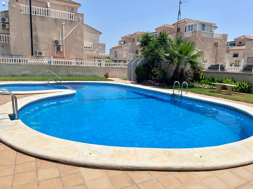 Propiedad vendida - Casa adosada en venta - Torrevieja - La Torreta