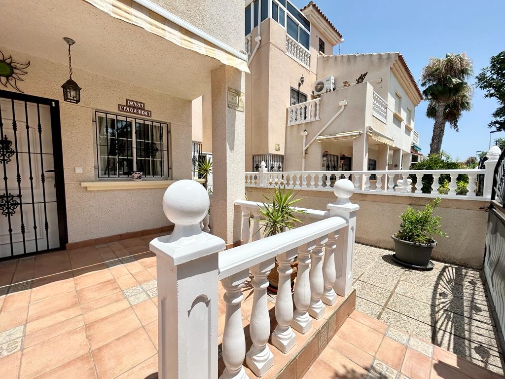 Propiedad vendida - Casa adosada en venta - Torrevieja - La Torreta
