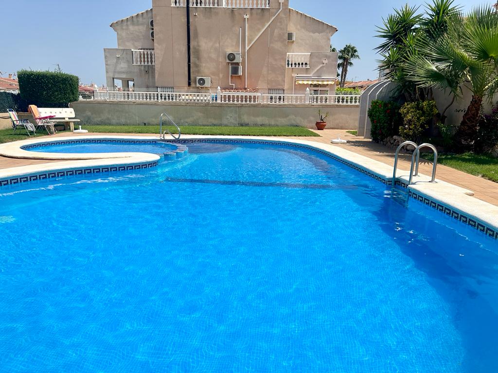 Propiedad vendida - Casa adosada en venta - Torrevieja - La Torreta