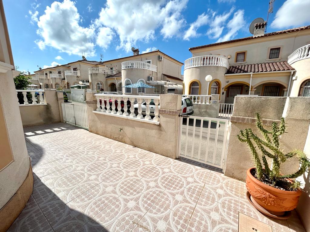 Propriété vendue - Maison de ville à vendre - Torrevieja - Aguas Nuevas