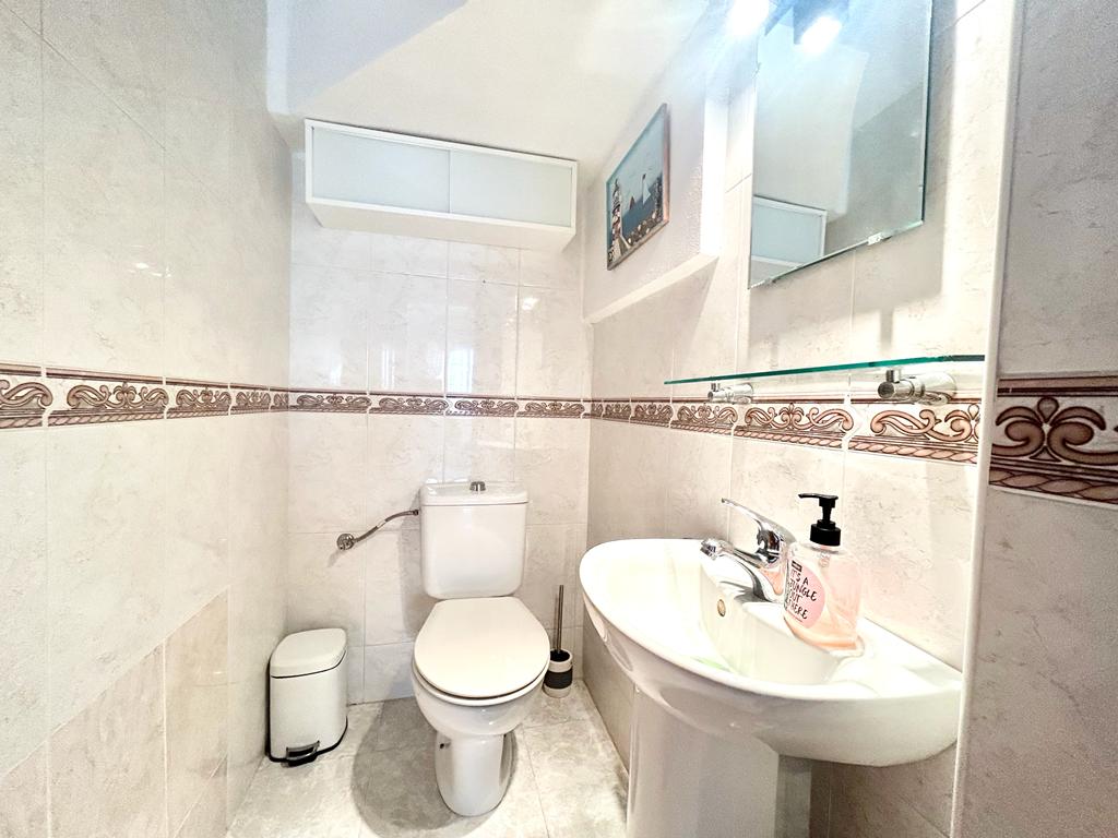 Eigendom verkocht - Rijtjeshuis te koop - Torrevieja - Aguas Nuevas