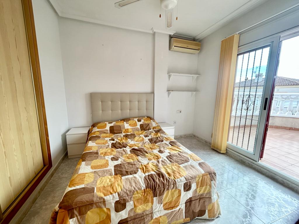 Eigendom verkocht - Rijtjeshuis te koop - Torrevieja - Aguas Nuevas