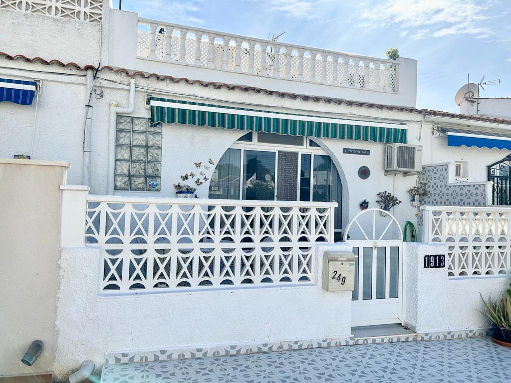 Eigendom verkocht - Rijtjeshuis te koop - Torrevieja - San Luis