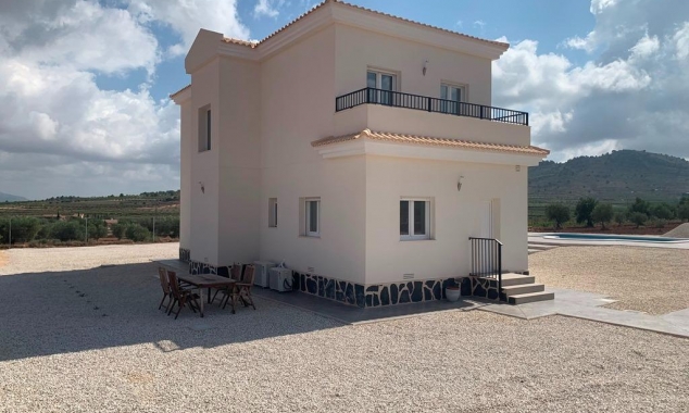 Nueva propiedad en venta - Villa for sale - Pinoso - Camino Del Prado