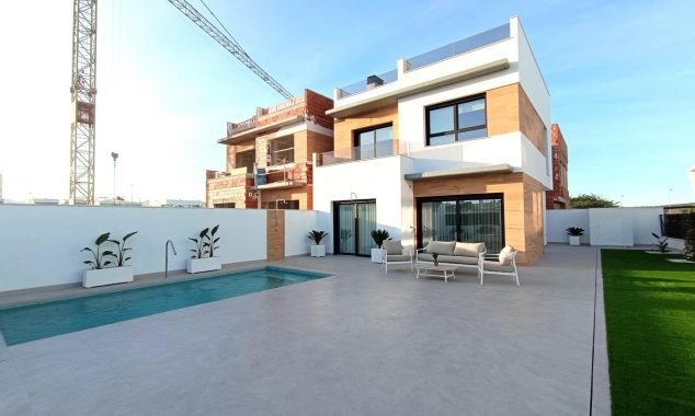 Nueva propiedad en venta - Villa for sale - Benijofar