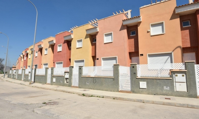 Nueva propiedad en venta - Townhouse for sale - Bigastro - Bigastro Town