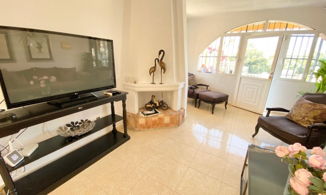 Property for sale - Villa for sale - Torrevieja - El Chaparral