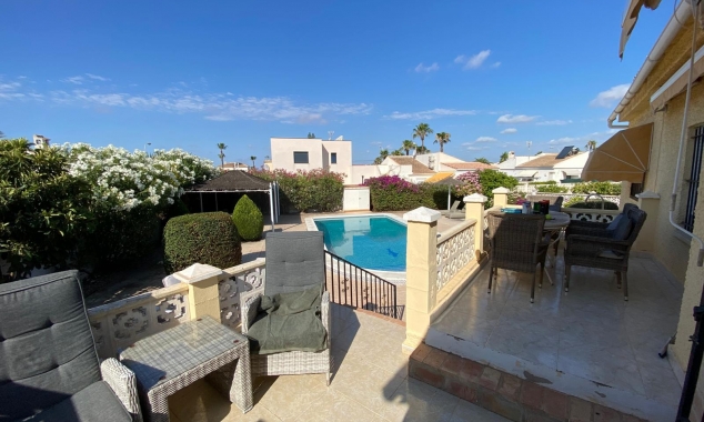 Property for sale - Villa for sale - Torrevieja - El Chaparral