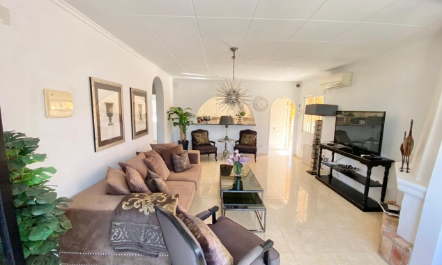 Propriété à vendre - Villa for sale - Torrevieja - El Chaparral