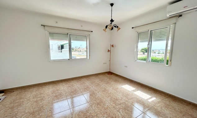 Propiedad en venta - Townhouse for sale - Torrevieja - La Siesta