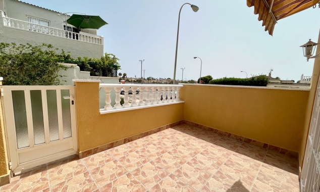 Property for sale - Townhouse for sale - Torrevieja - La Siesta