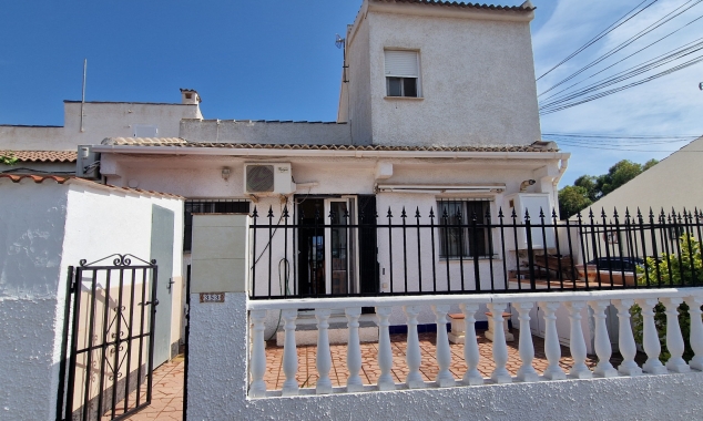 Propriété à vendre - Townhouse for sale - Torrevieja - El Limonar