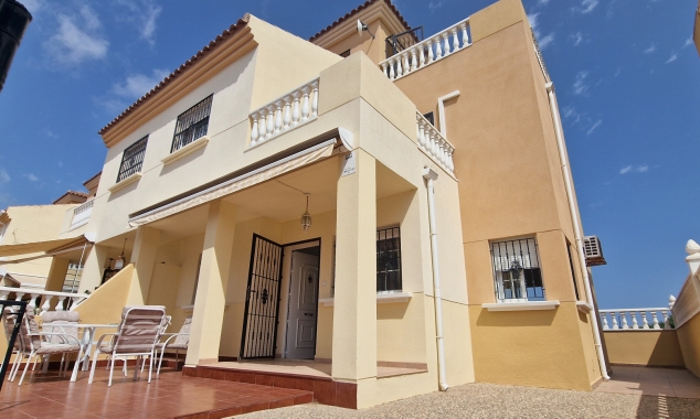 Property for sale - Villa for sale - Torrevieja - La Torreta