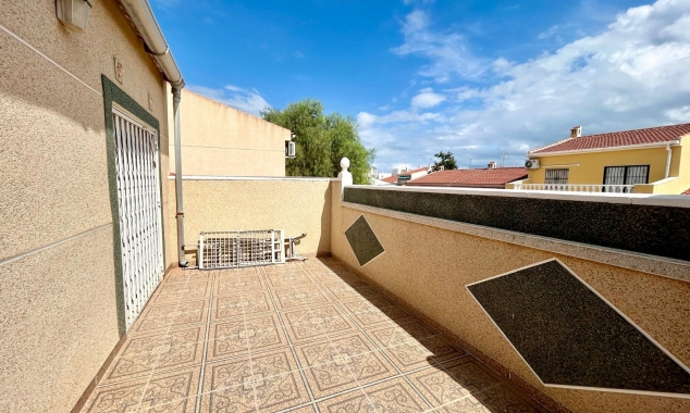 Propriété à vendre - Townhouse for sale - Torrevieja - La Siesta