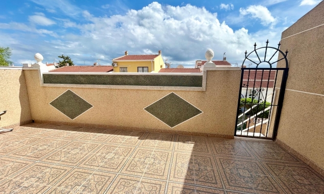 Property for sale - Townhouse for sale - Torrevieja - La Siesta