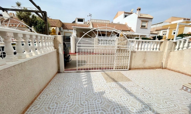 Propriété à vendre - Bungalow for sale - Torrevieja - Altos del Limonar