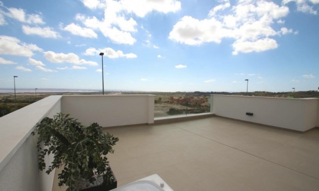 New Property for sale - Villa for sale - Orihuela Costa - Campoamor